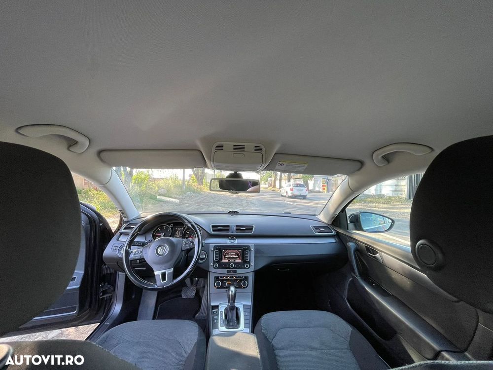 Volkswagen Passat 2.0 TDI DSG Comfortline - 9