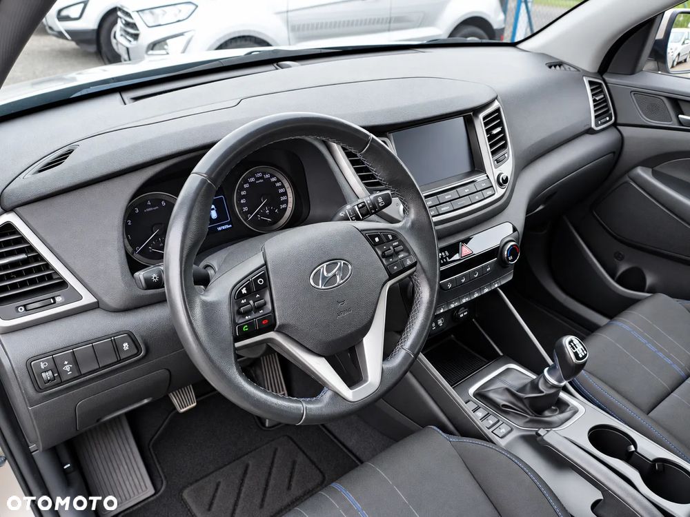 Hyundai Tucson blue 1.6 GDi 2WD Navi - 18
