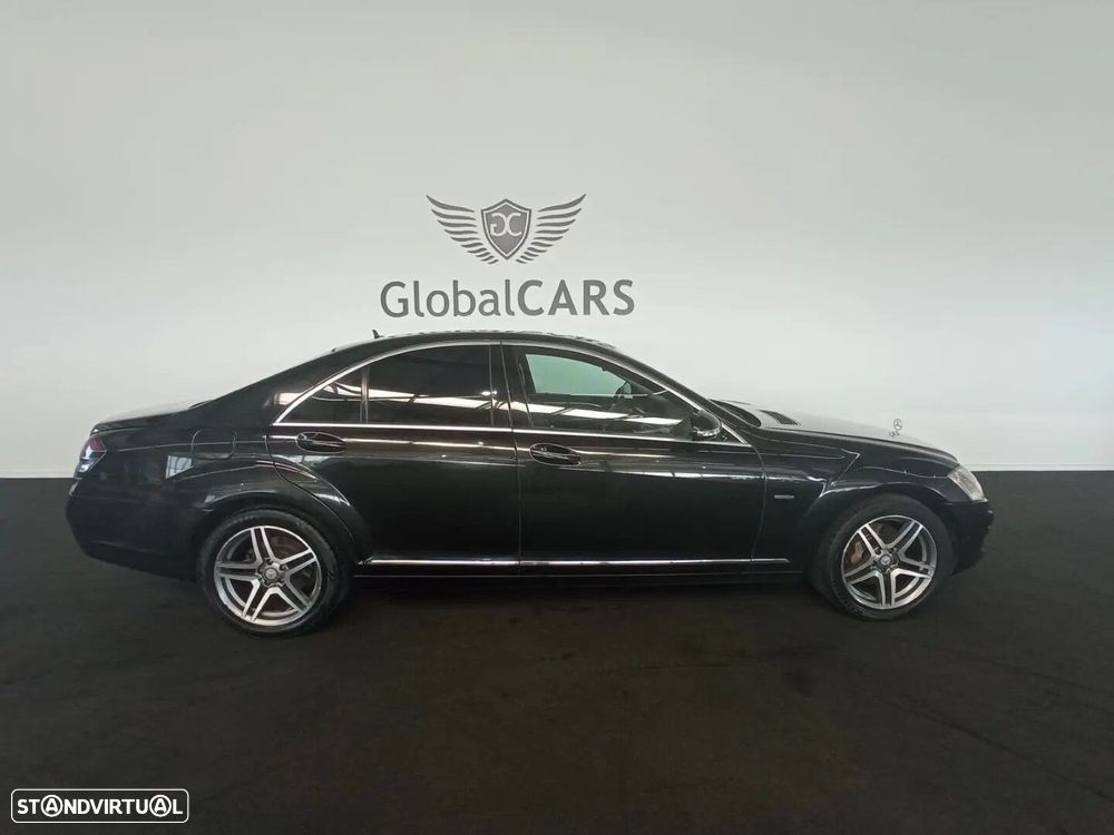 Mercedes-Benz S 320 2009 photo 2
