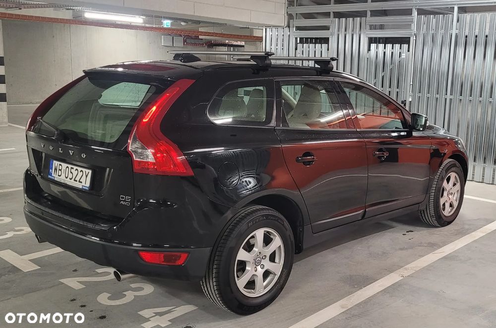 Volvo XC 60 D5 AWD Momentum - 5