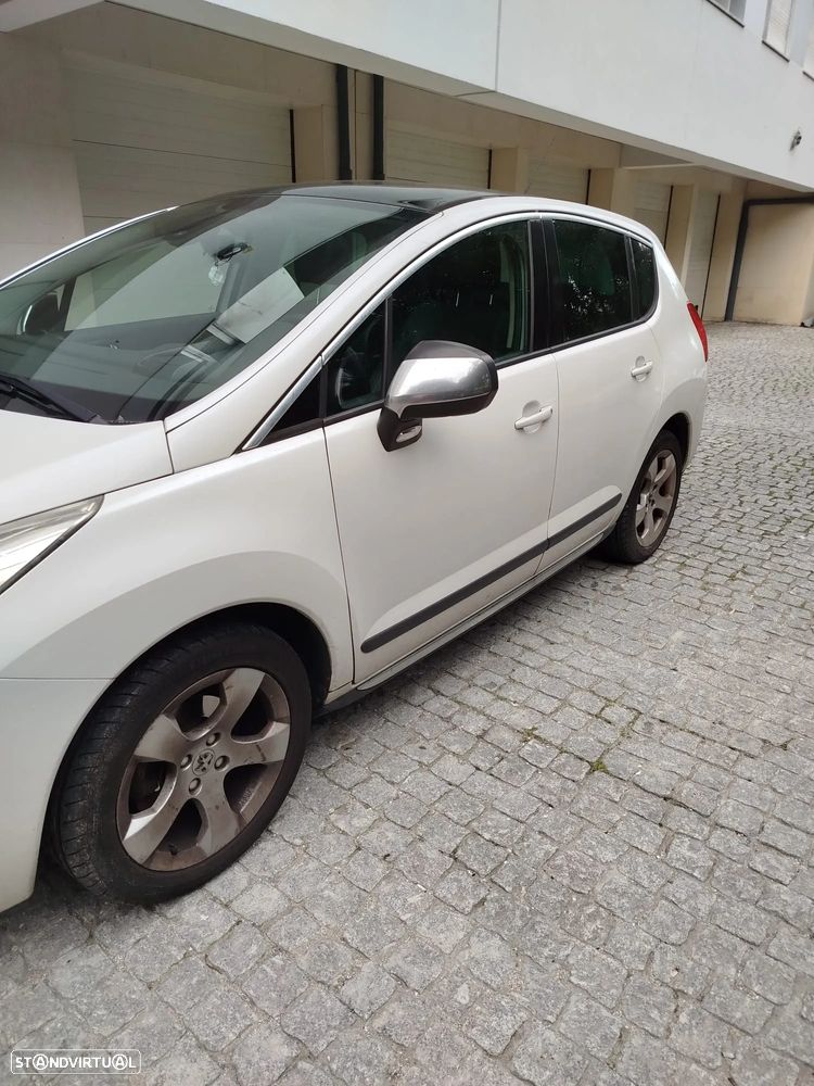 Peugeot 308 1.6 e-HDi Sportium CVM6 - 8