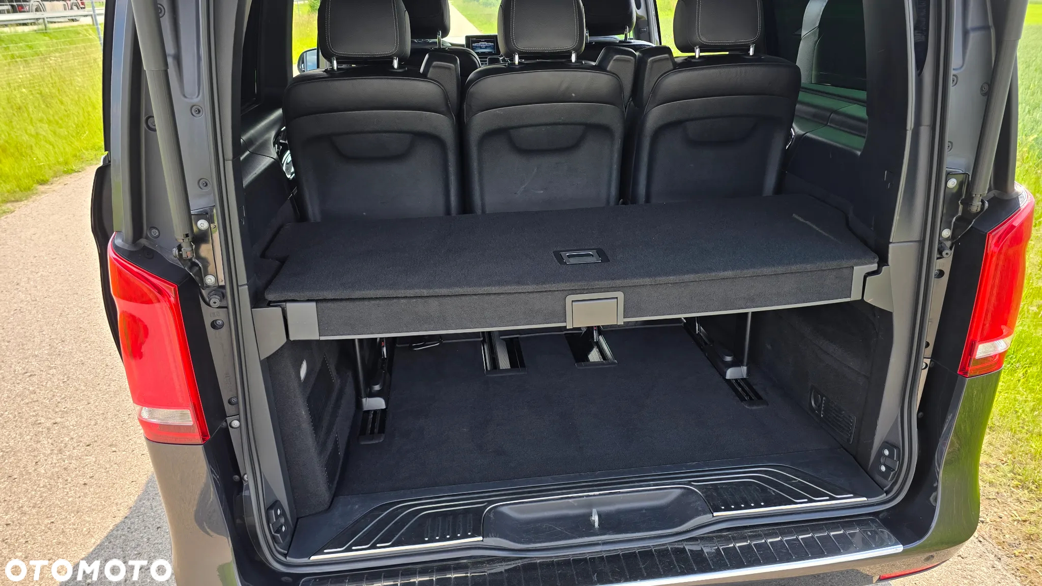 Mercedes-Benz Klasa V 300 d 4-Matic Avantgarde 9G-Tronic (d³ugi) - 19