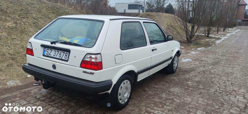 Volkswagen Golf 1.3 - 4