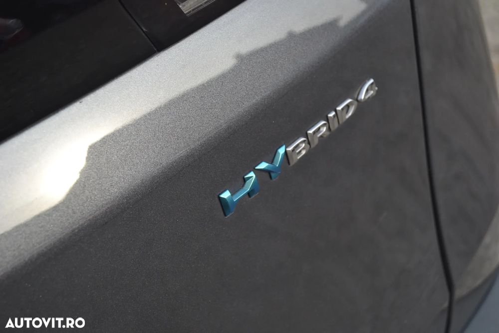 Peugeot 3008 PHEV EAT8 4X4 GT Pack - 36