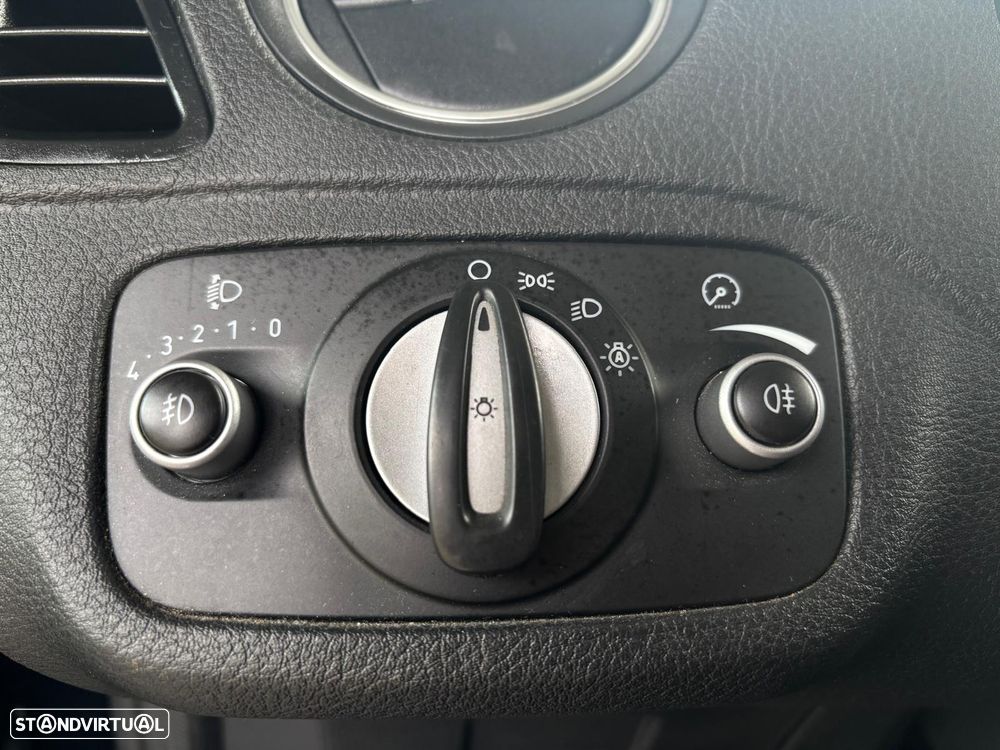 Ford S-Max 2.0 TDCi Titanium 7L - 16