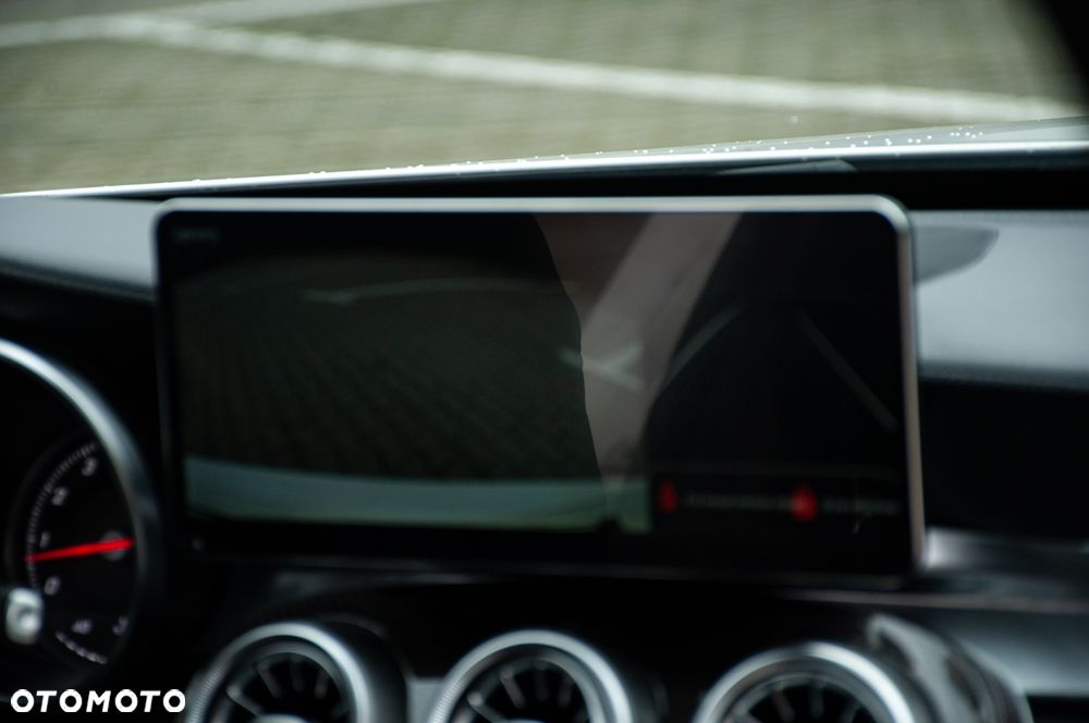 Mercedes-Benz Klasa C 200 7G-TRONIC AMG Line - 20