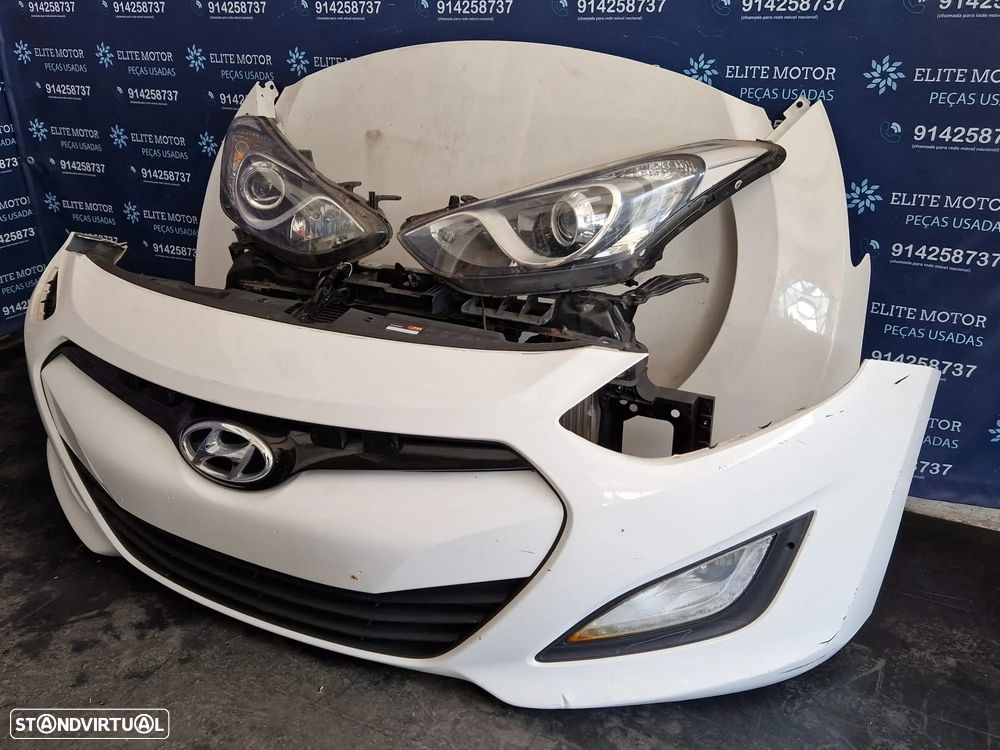 Frente completa usada HYUNDAI I30 2015 1.6 CRDI capot parachoques guardalamas oticas - 2