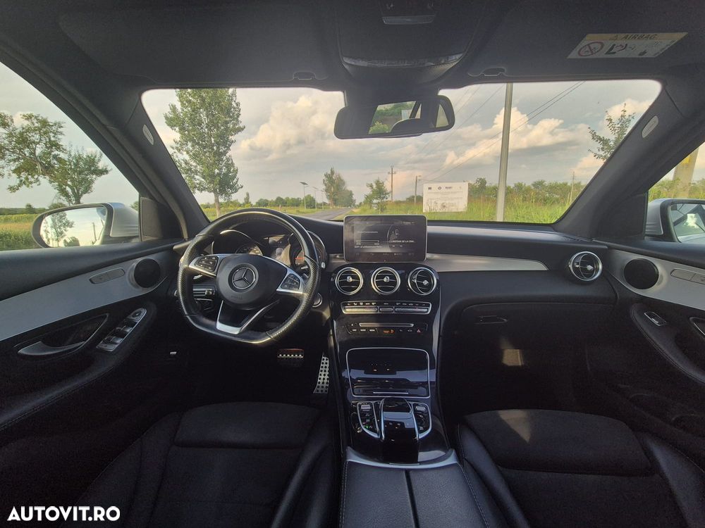 Mercedes-Benz GLC - 21