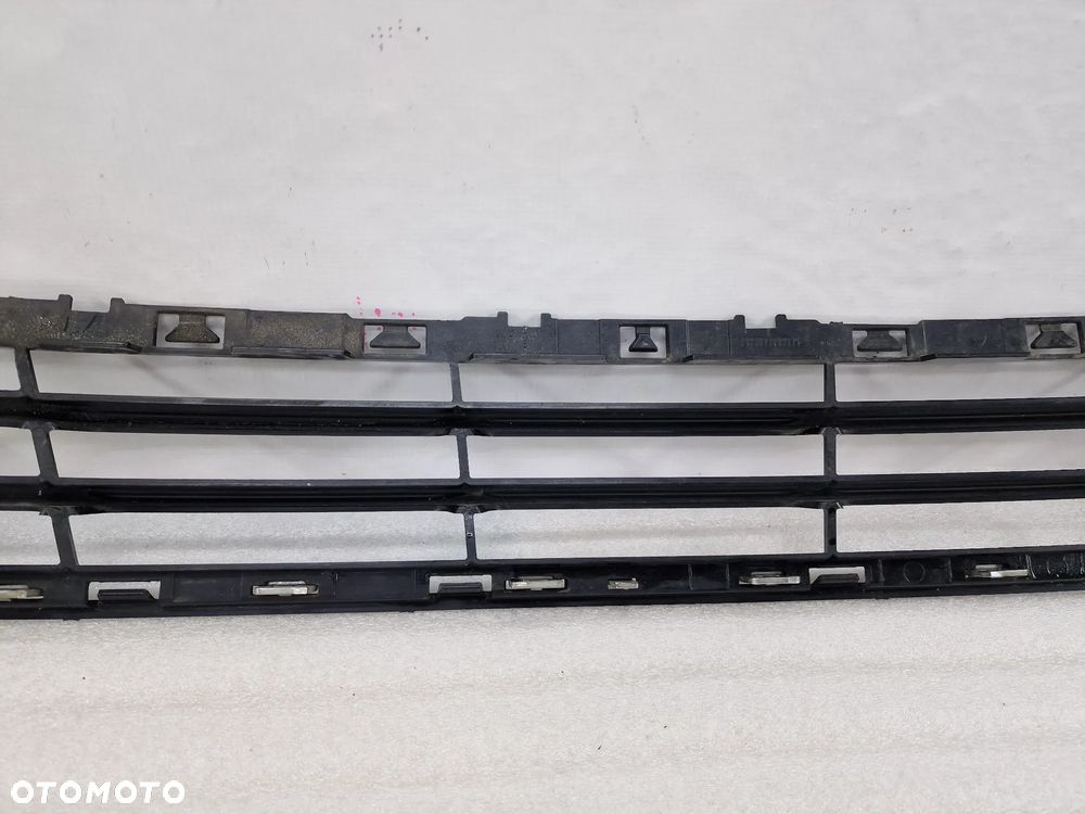 FORD MONDEO MK5 14- KRATKA ŚRODKOWA ZDERZAKA PRZEDNIEGO PRZÓD Z CHROMEM , NR DS73-178968-K , NR AUKCJI KR462 - 7