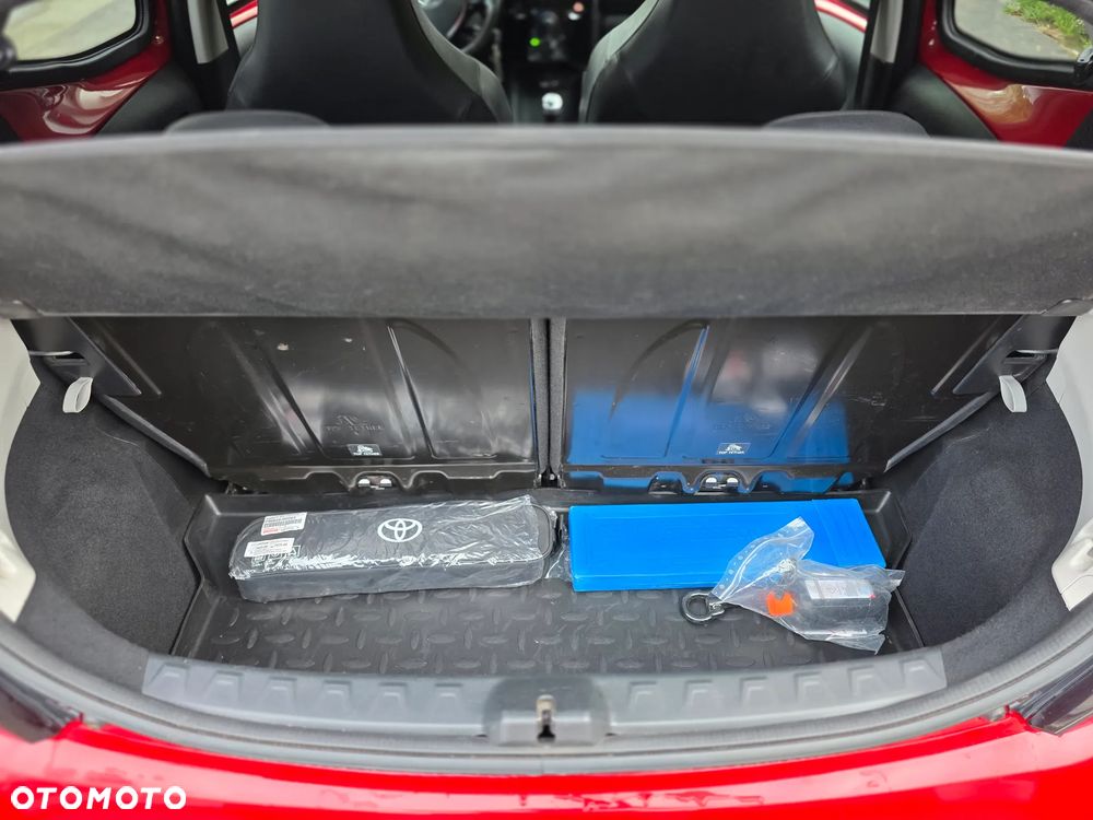 Toyota Aygo 1.0 VVT-i JBL Edition - 20
