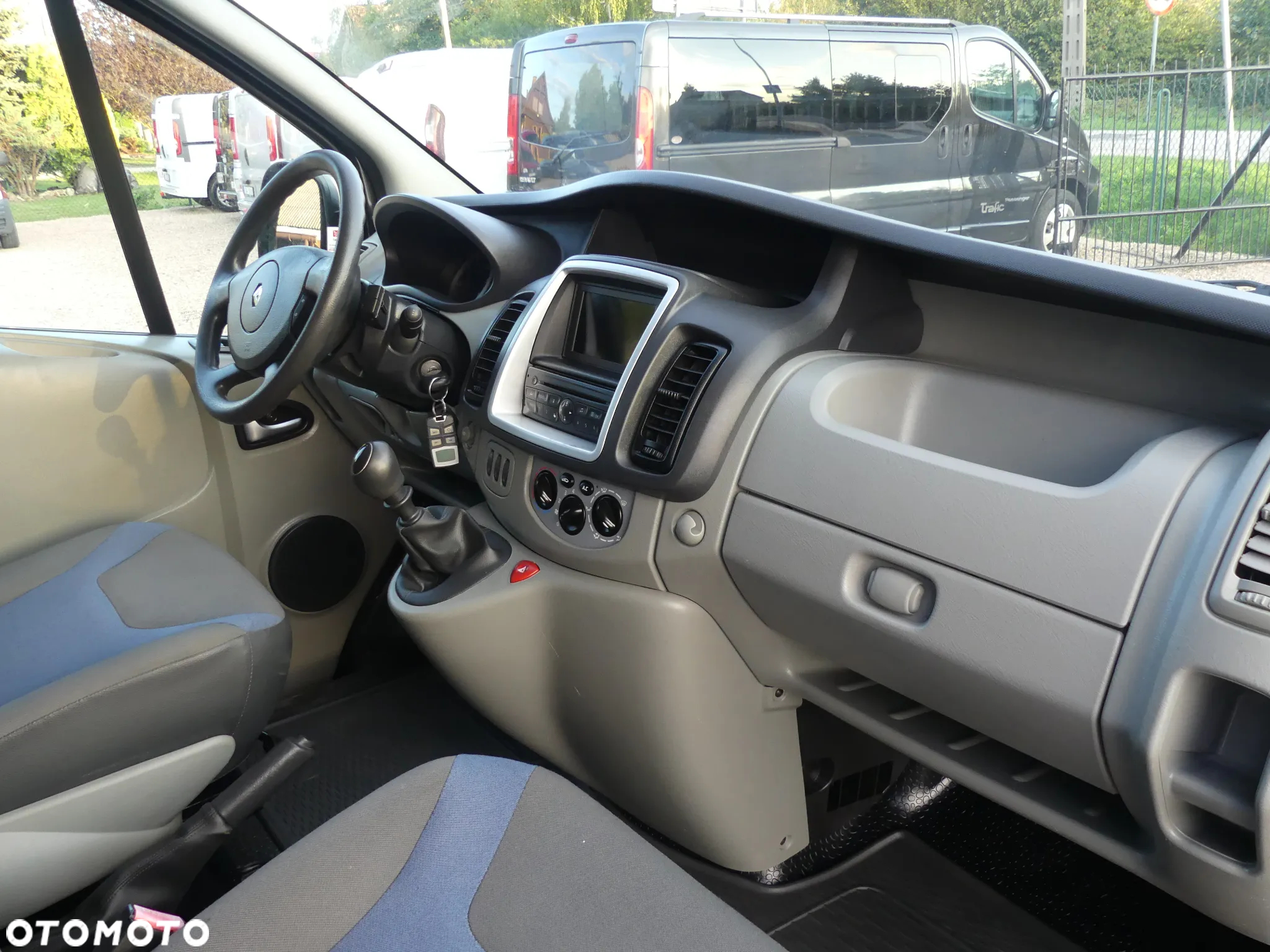 Renault Trafic L2H1 Pack Clim - 21