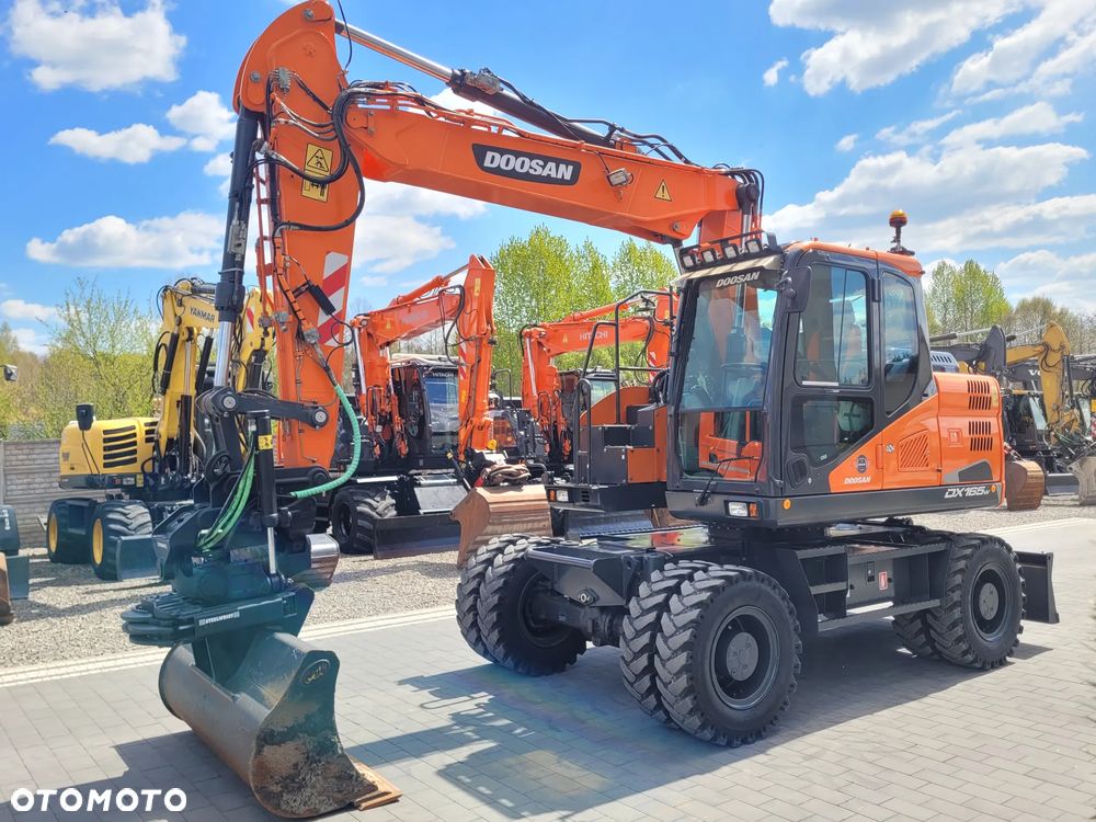 Doosan DX-165W / ROTOTILT ze szczypcami / compact / - 2