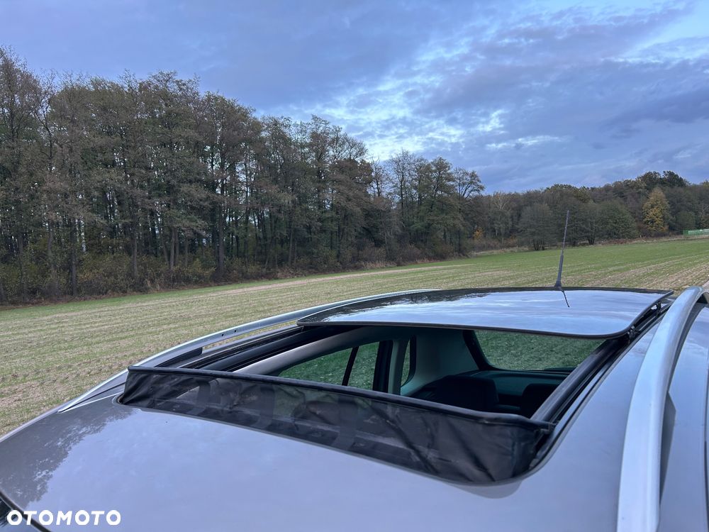 Volkswagen Tiguan - 13