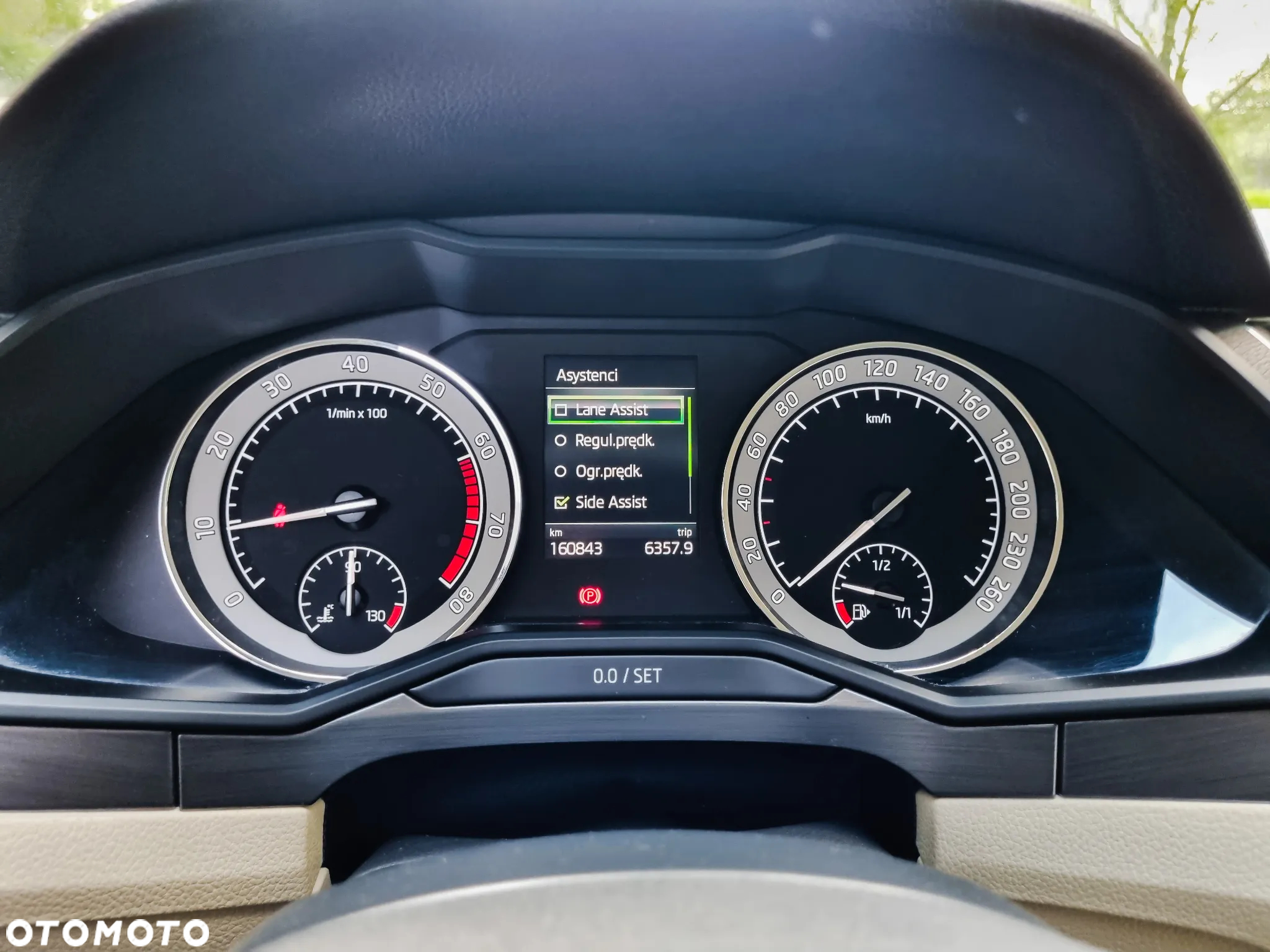 Skoda Superb 1.5 TSI Style DSG - 35