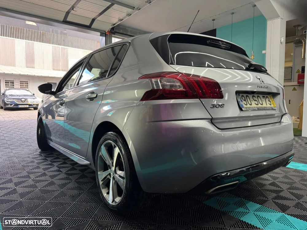 Peugeot 308 - 3