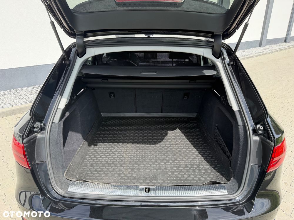Audi A4 Avant 2.0 TDI ultra S tronic sport - 26