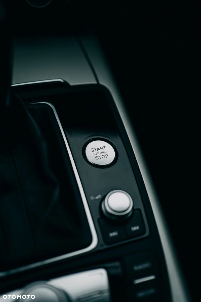 Audi A6 Avant 2.0 TDI Ultra S tronic - 40