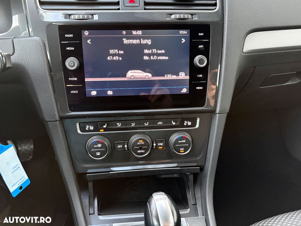 Volkswagen Golf 1.6 TDI SCR DSG Trendline - 12