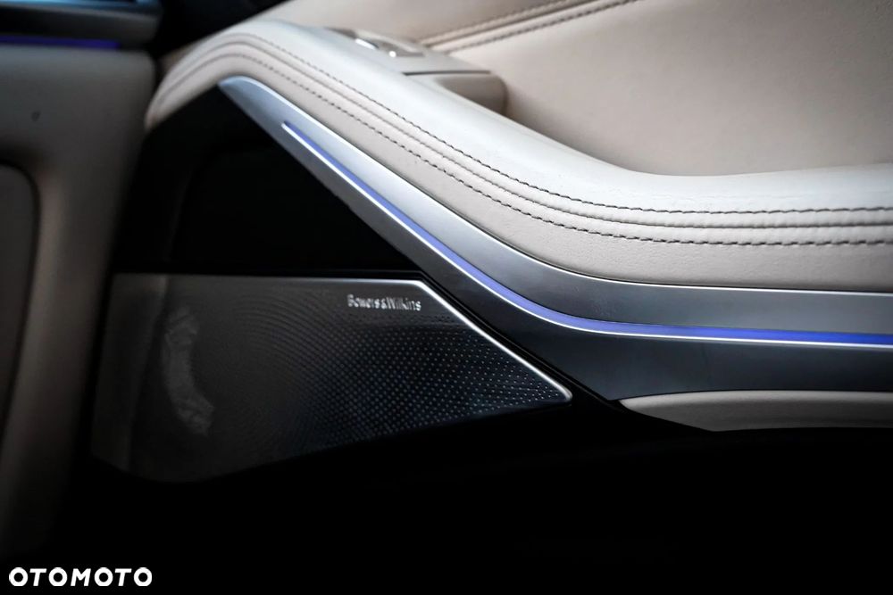 BMW X7 M50d - 25