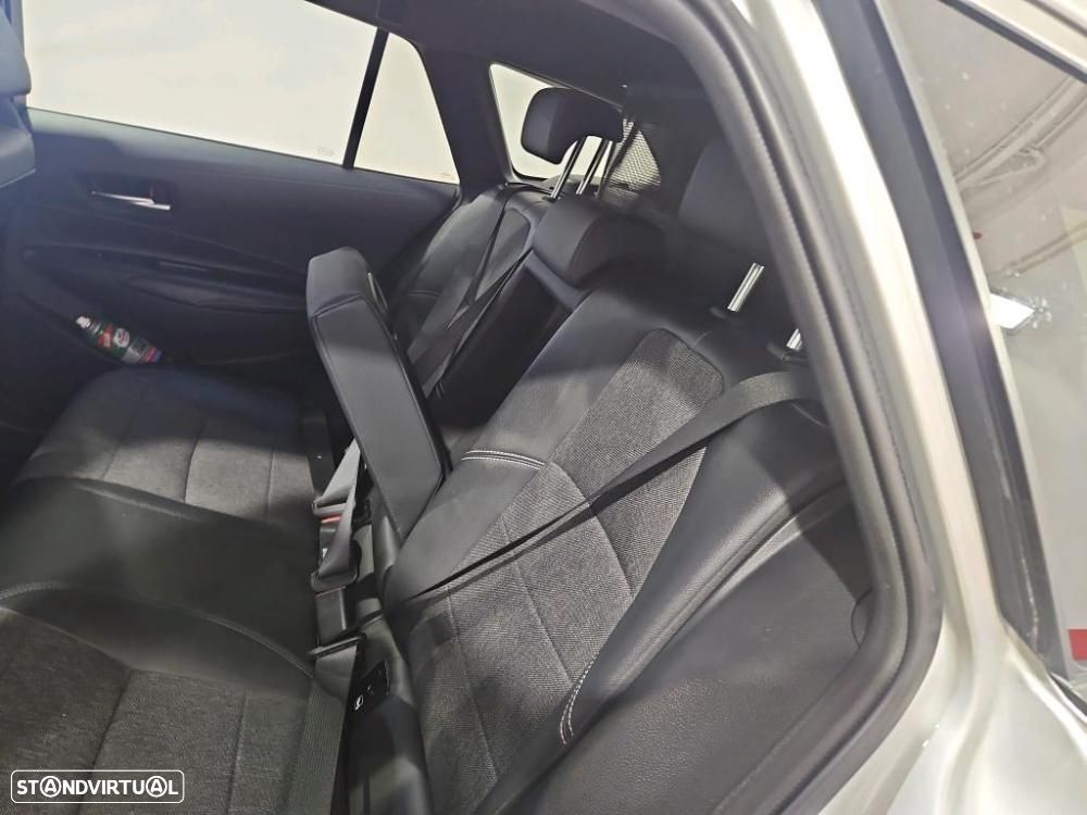 Toyota Corolla Touring Sports 1.8 Hybrid Comfort+P.Sport - 5