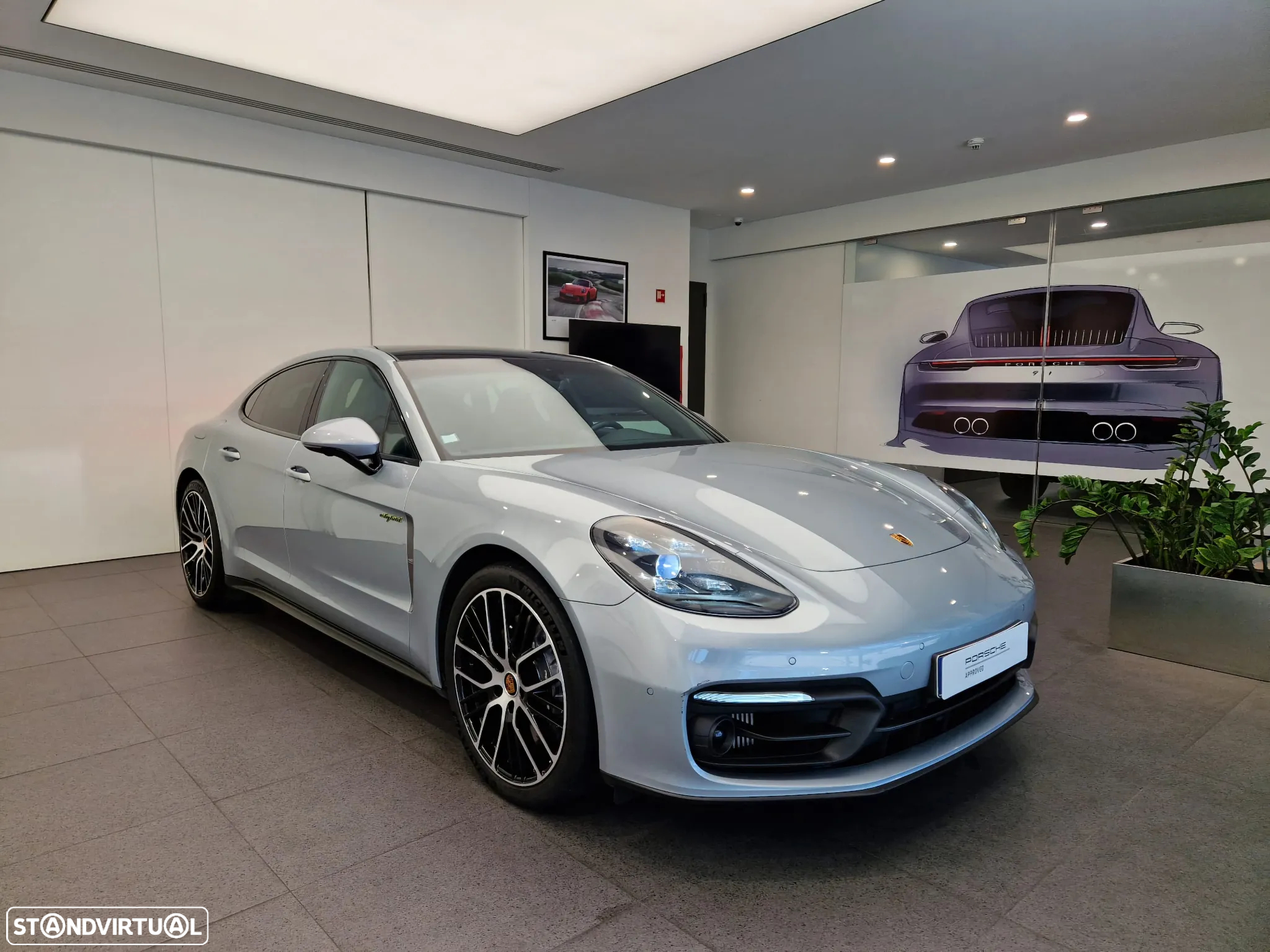 Porsche Panamera 4 E-Hybrid Platinum Edition com PDLS - 11
