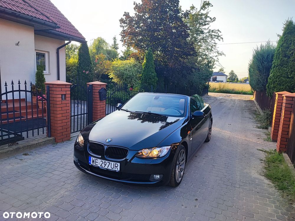BMW Seria 3 325i - 2