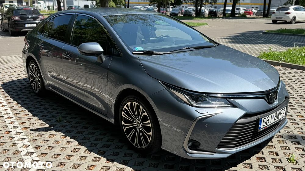 Toyota Corolla - 4