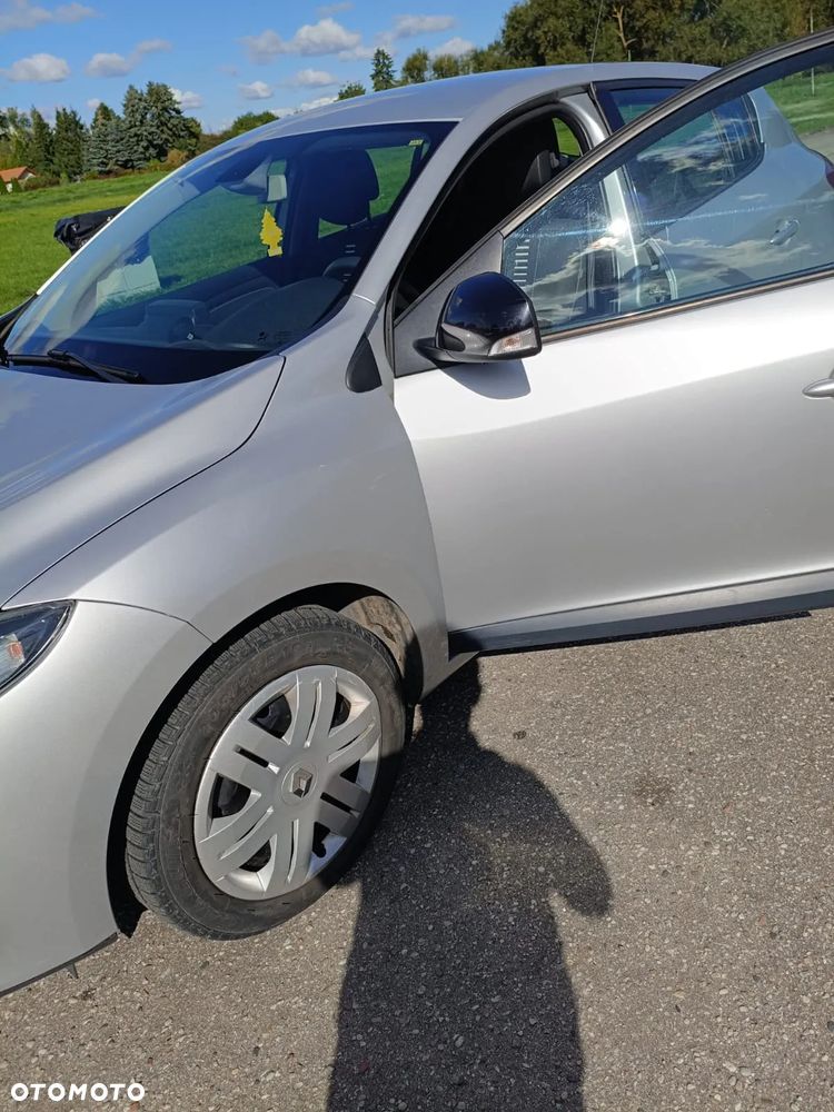 Renault Megane 1.5 dCi Expression - 8