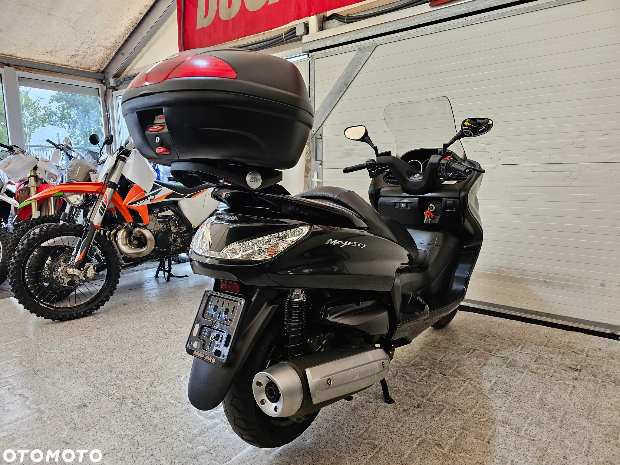 Yamaha Majesty - 18