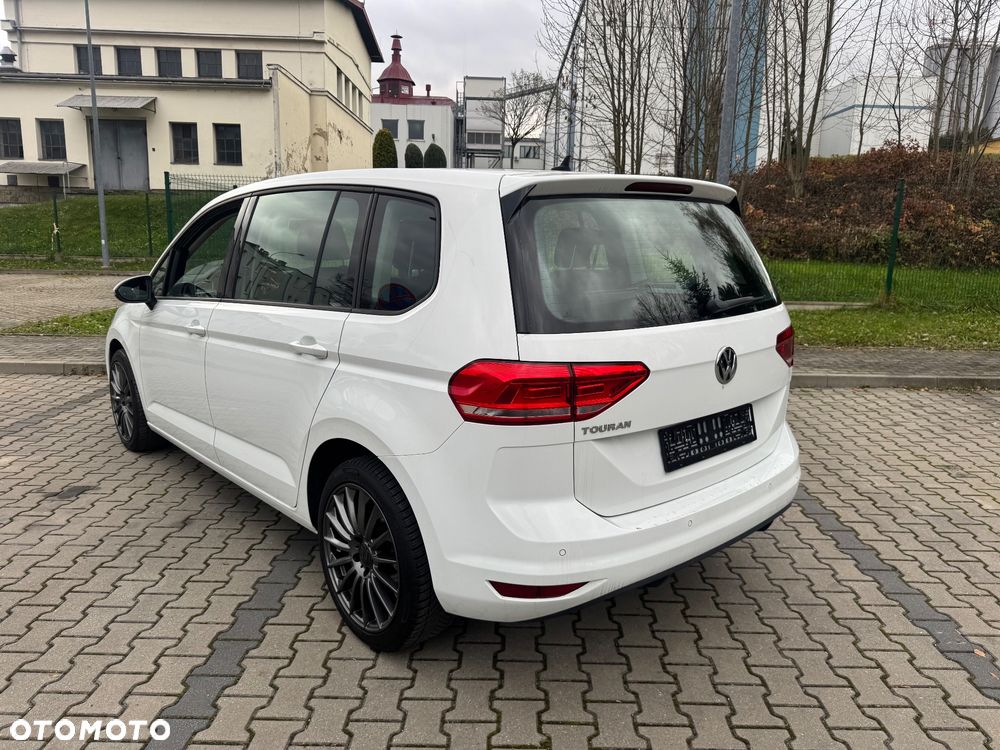 Volkswagen Touran 1.2 TSI (BlueMotion Technology) Trendline - 13