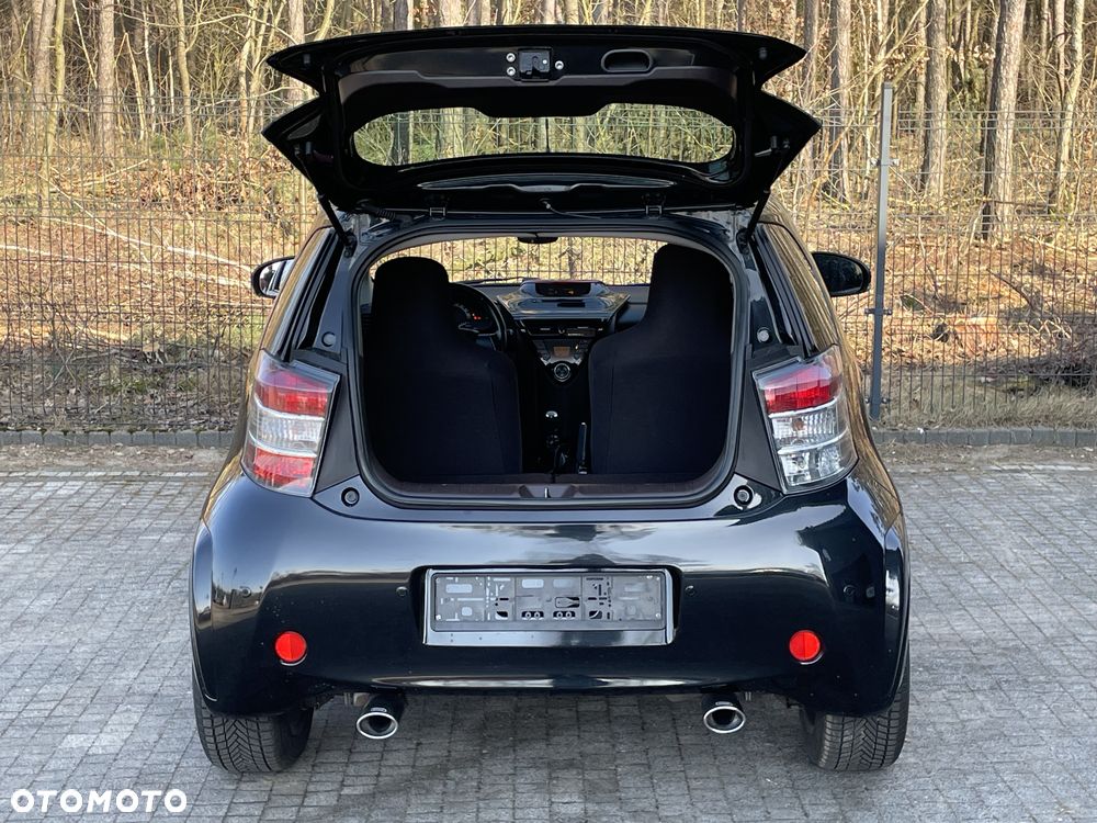 Toyota iQ 1.33 - 11