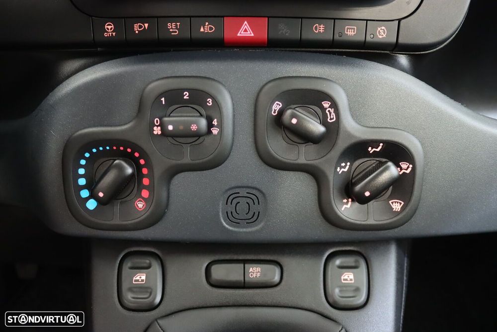 Fiat Panda 1.0 Hybrid City Life - 26