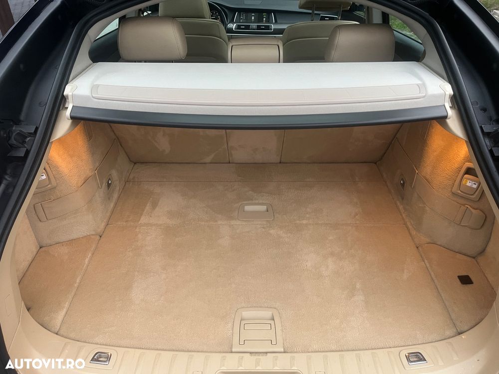 BMW Seria 5 530d Aut. - 14