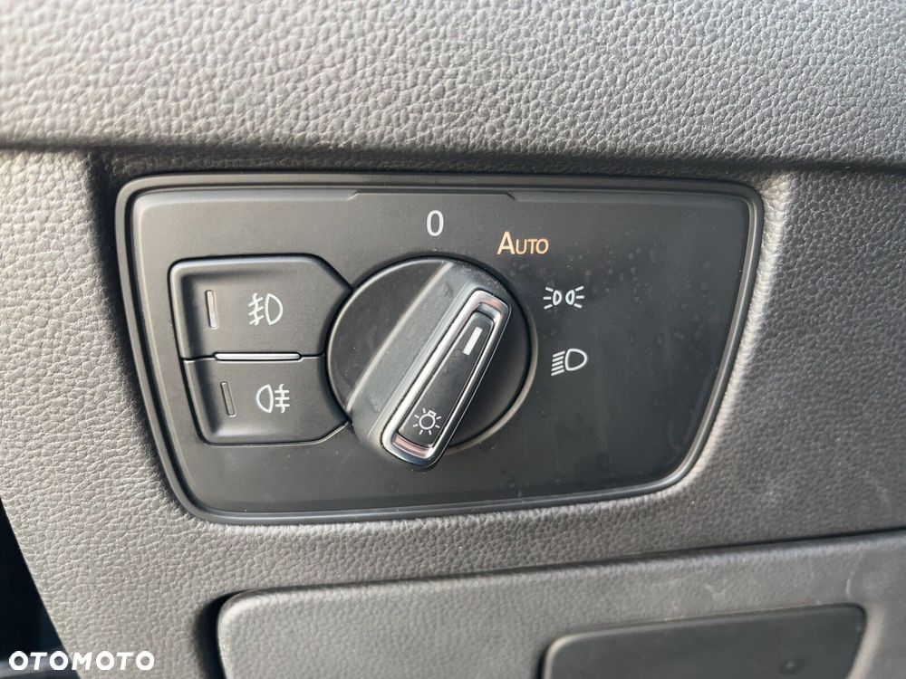 Volkswagen Passat Alltrack - 25