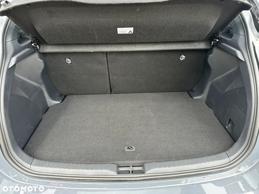 Toyota Yaris Hybrid 1.5 GR Sport - 25