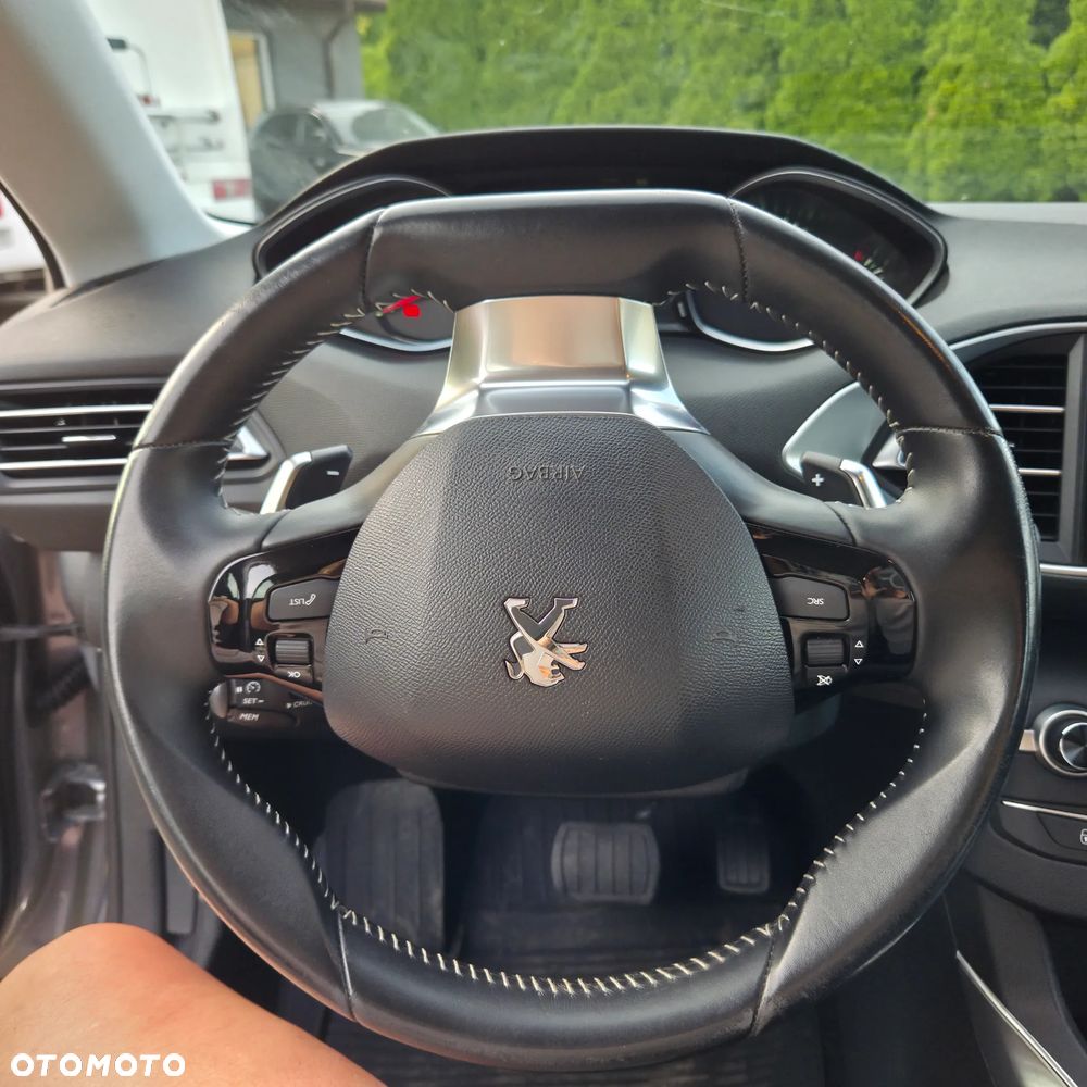 Peugeot 308 - 15