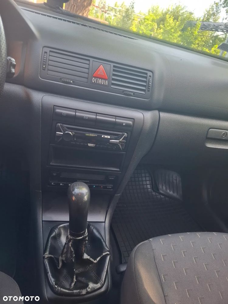 Skoda Octavia 1.9 TDI Tour - 5