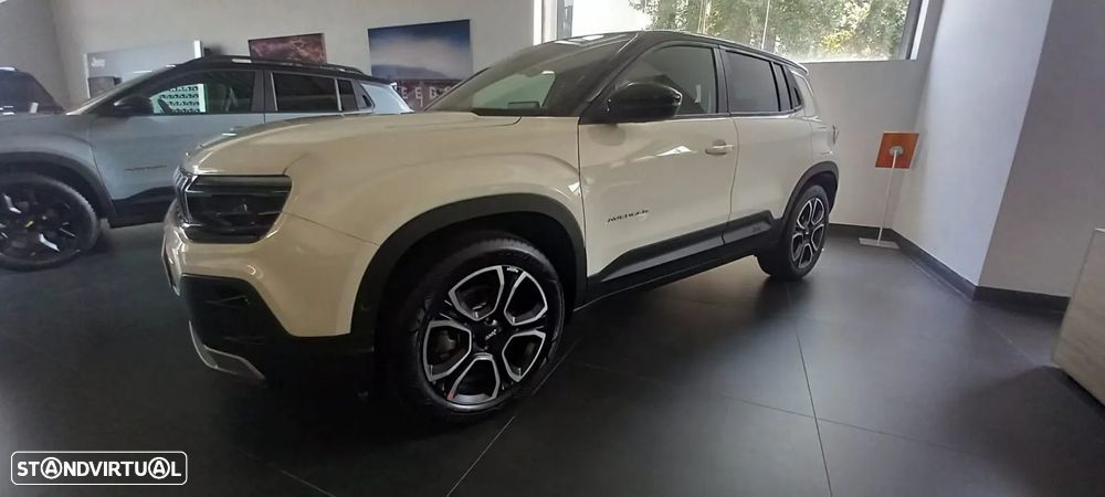 Jeep Avenger 1.2 e-Hybrid Altitude DCT - 3