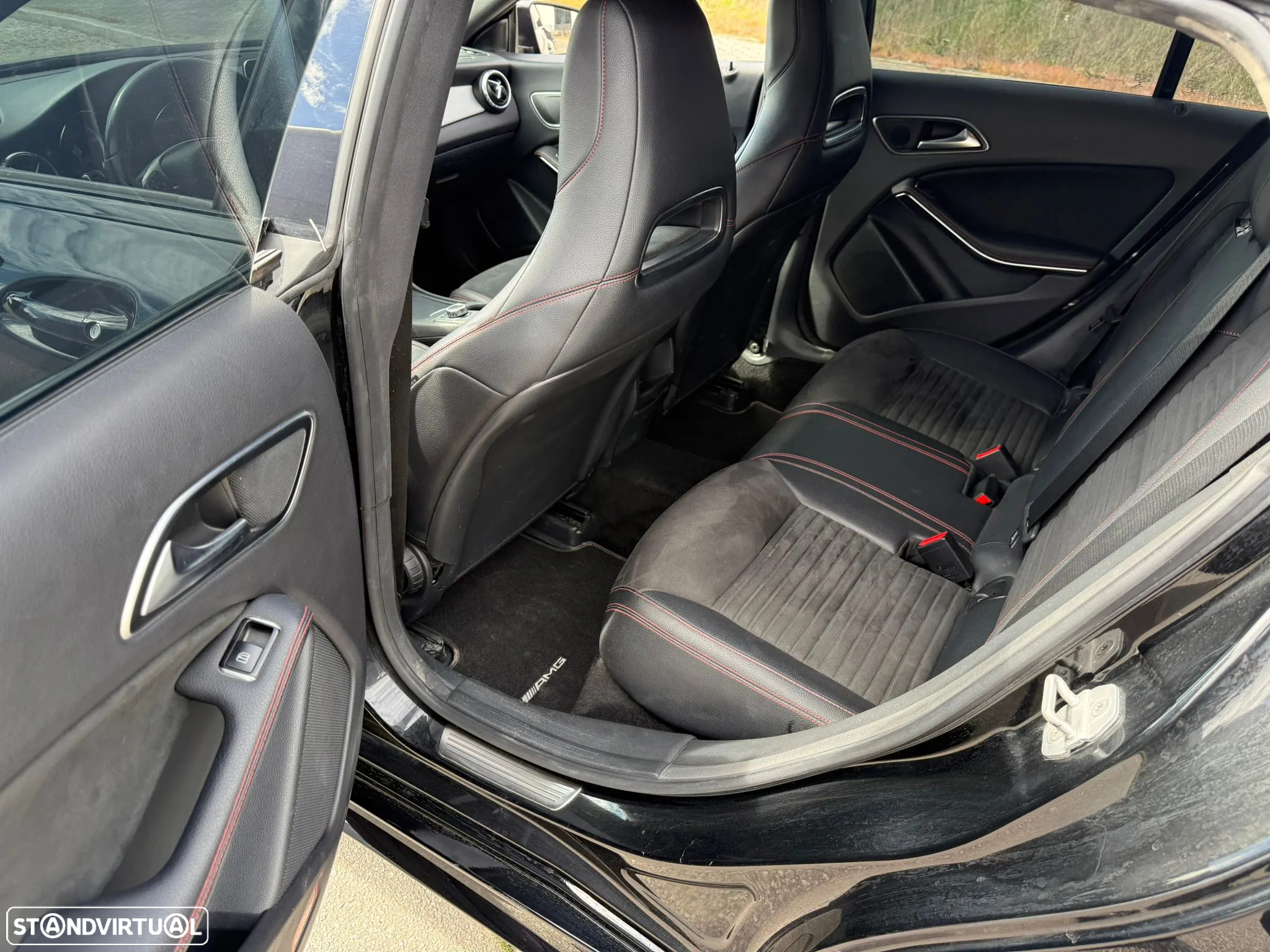 Mercedes-Benz CLA 220 d Shooting Brake AMG Line Aut. - 11
