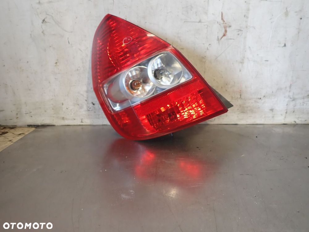 LAMPA LEWA TYLNA HONDA JAZZ 1.3 - 1
