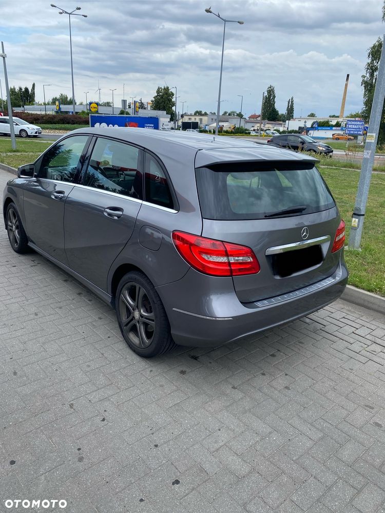 Mercedes-Benz Klasa B 180 (CDI) d 7G-DCT - 7