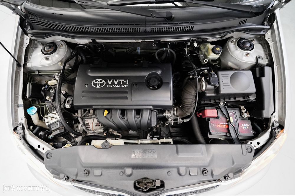 Toyota Corolla 1.4 Sol - 19