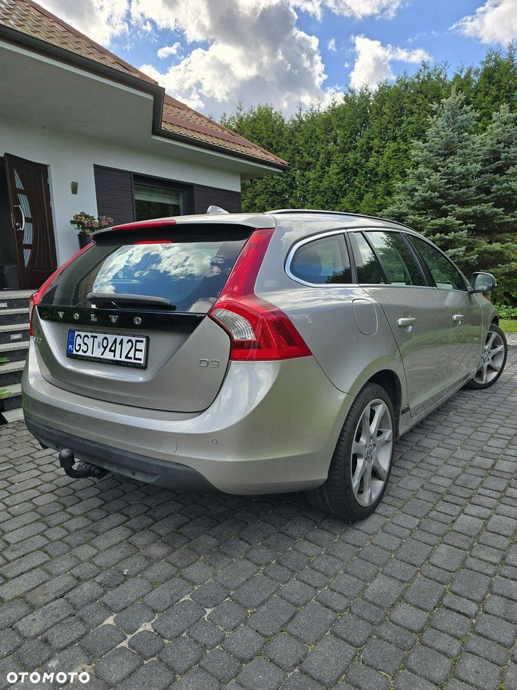 Volvo V60 D3 Momentum - 6