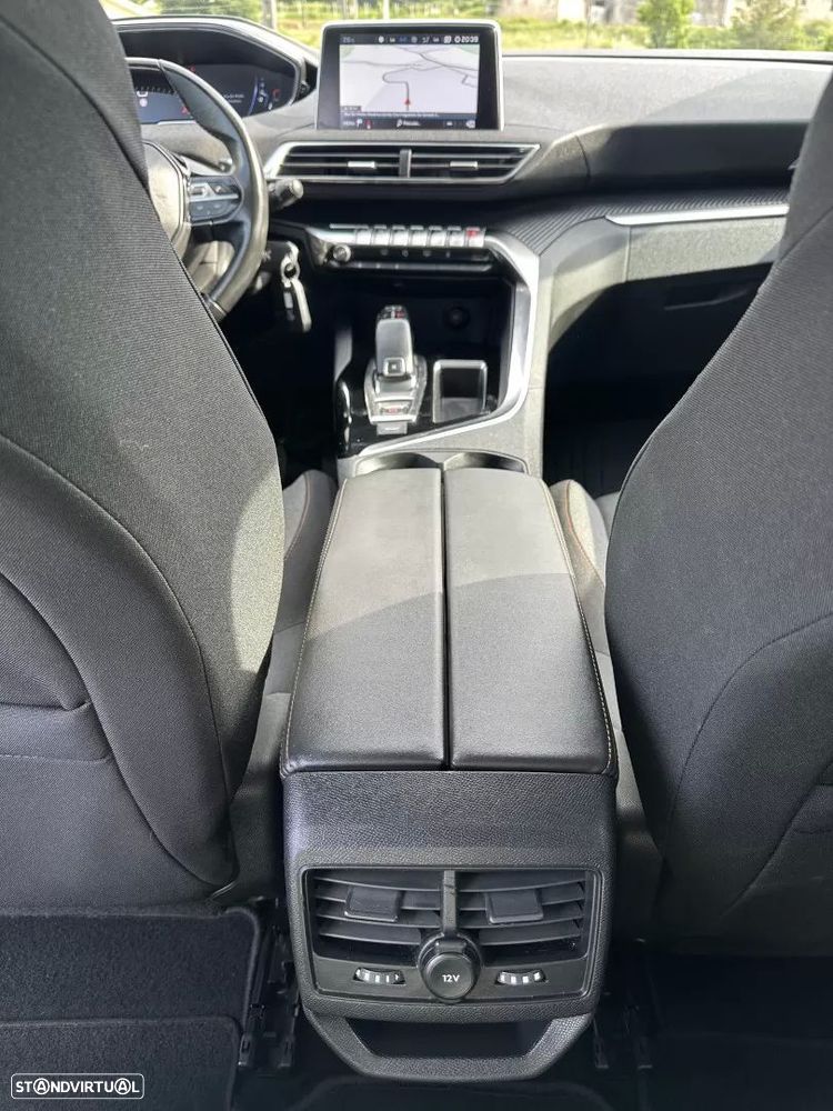 Peugeot 3008 1.5 BlueHDi Allure Pack EAT8 - 50