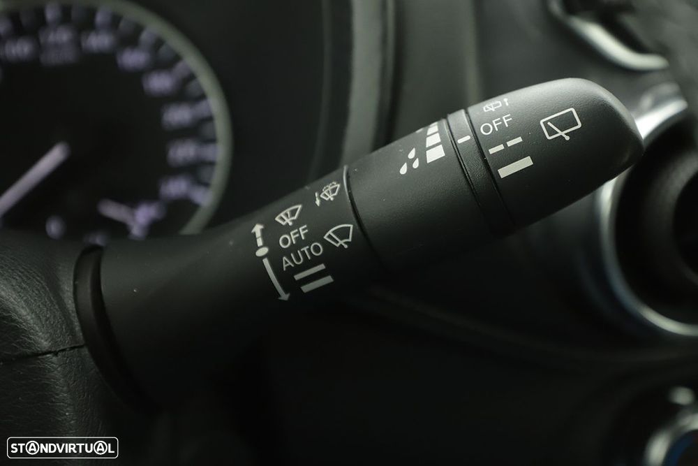 Nissan Juke 1.6 Hybrid N-Design Black - 16