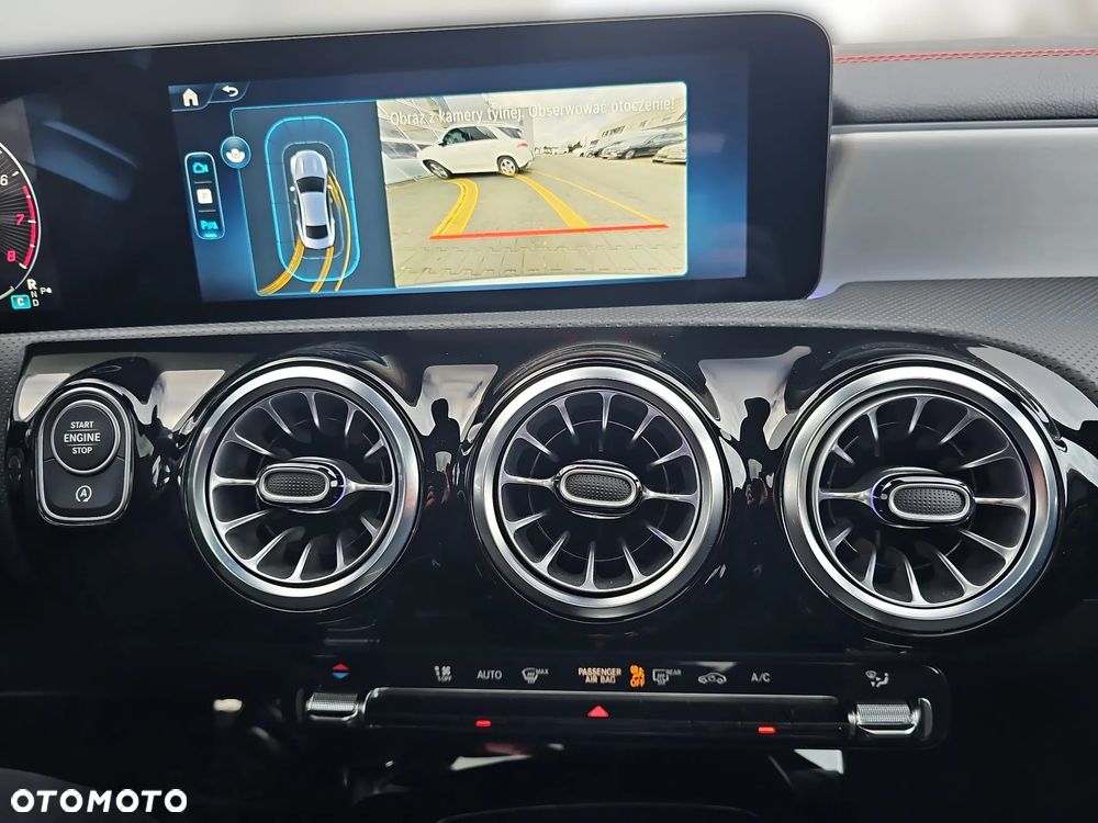 Mercedes-Benz CLA 200 7G-DCT AMG Line Advanced Plus - 22