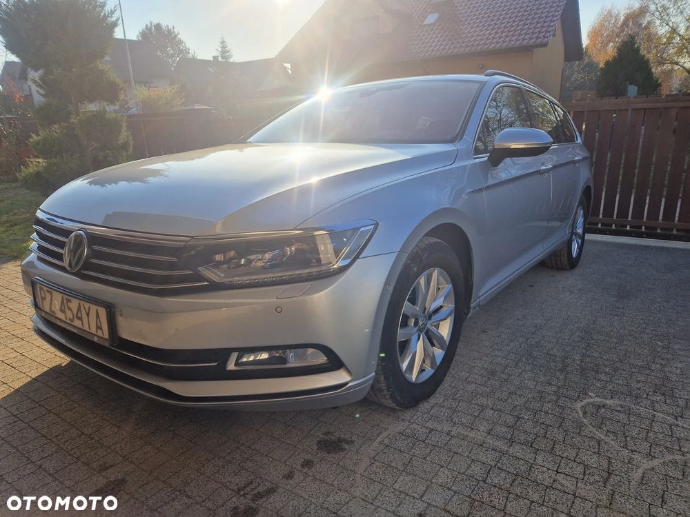 Volkswagen Passat 2.0 TDI DSG (BlueMotion Technology) Comfortline - 2