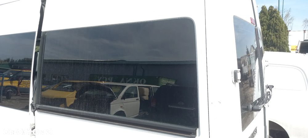 Szyba tył tylna lewa karoseryjna Ford Transit MK7