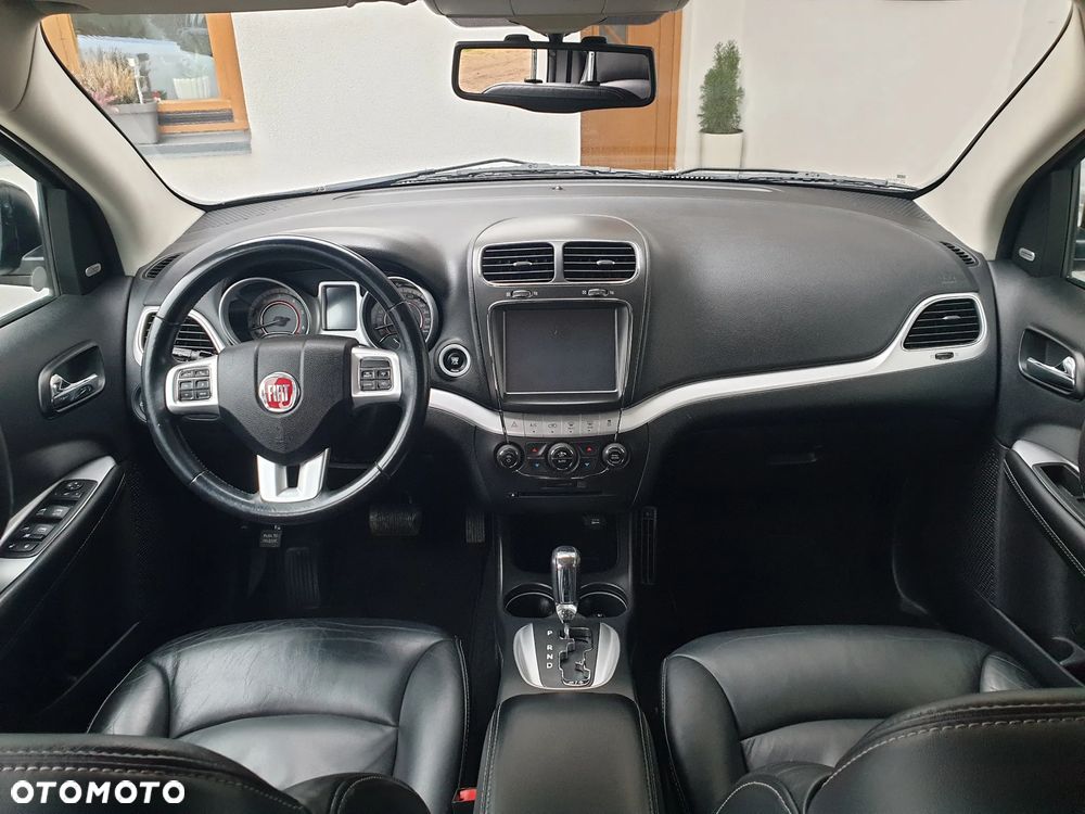 Fiat Freemont 2.0 Multijet 16V DPF Automatik Allrad Black Code - 13