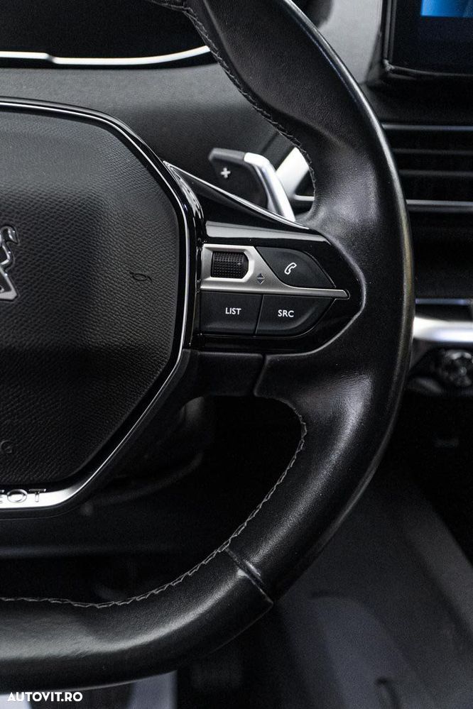 Peugeot 3008 1.2 PureTech Turbo S&S EAT6 Allure - 19